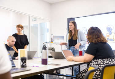 Comment fonctionne une formation en alternance dans le digital&nbsp;?