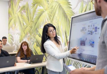 Le digital recrute-t-il en 2026&nbsp;? | Métiers et perspectives d’emploi