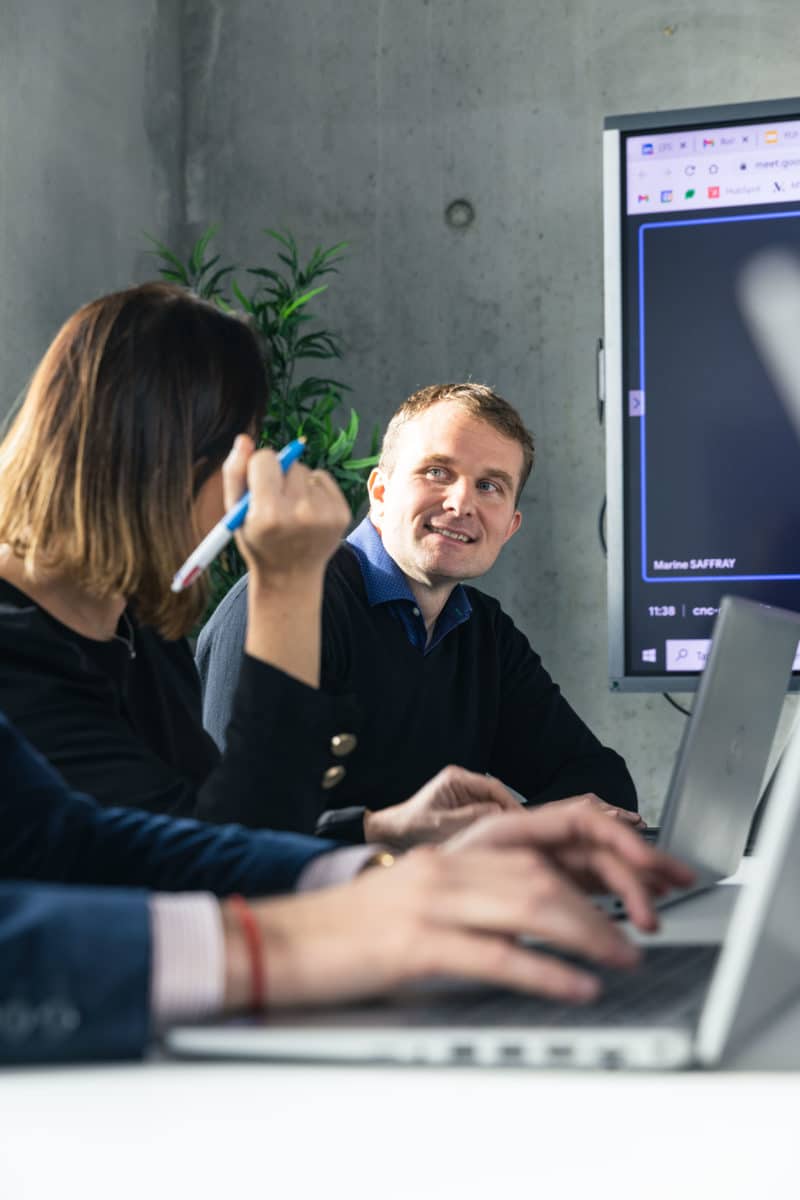 Business developer ou commercial&nbsp;: quelles différences et quel métier choisir&nbsp;?